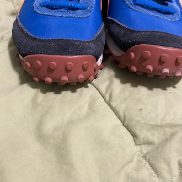 Mens pumas size 8.5 - Picture 5 of 8